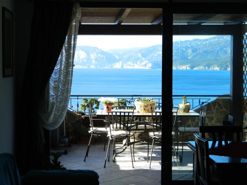 Appartamento Picasso กาลาโกโนเน ภายนอก รูปภาพ